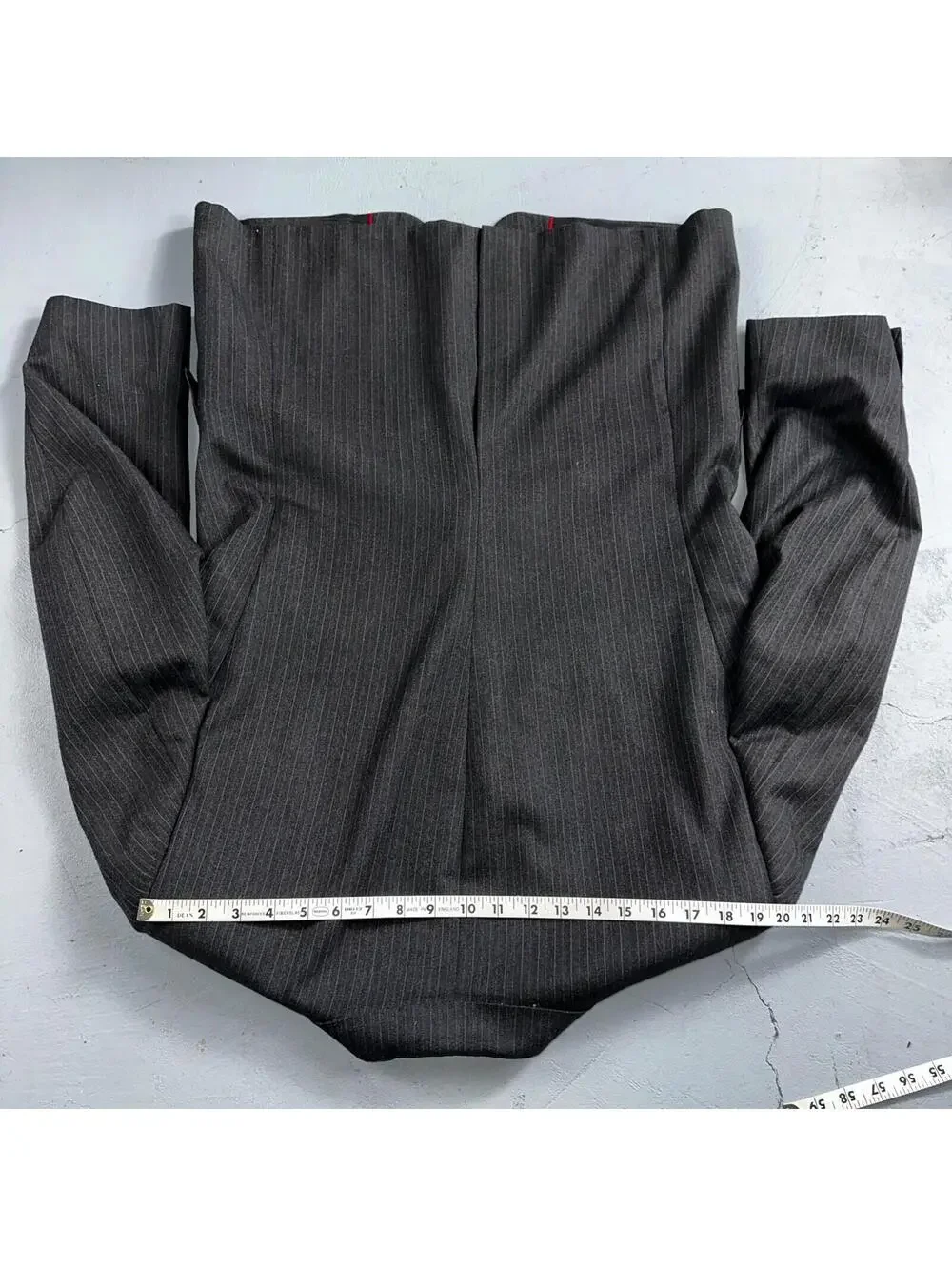 VTG Botany 500 Couture 42 USA MADE 2Pc Black/Gray Pinstriped Wool Suit